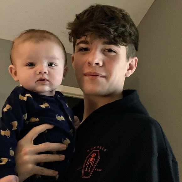 Meet your Posher, Michelle - Picture 4 of 12